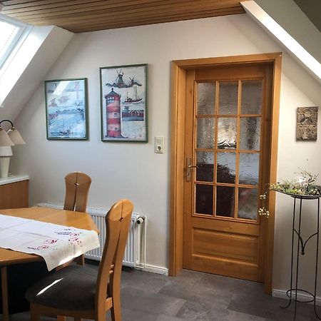 Wohlfühlen in gepflegter 70 qm Oberwohnung Marienhafe Exterior foto